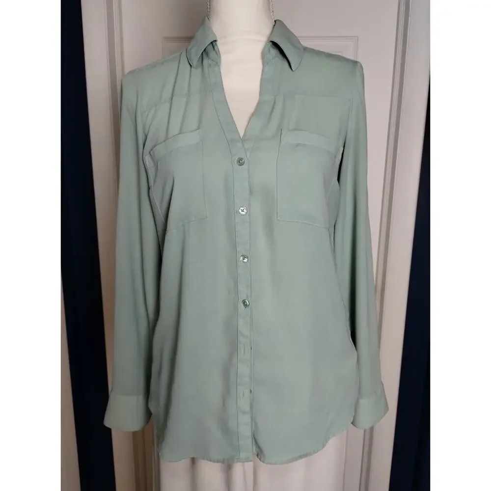 Express Sage Green Button Up Blouse Roll Tap Sleeve Lightweight Elevated Basic - Picture 2 of 8